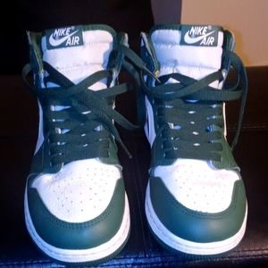 Kids Jordan 1 retro high og gorge green size 6y
